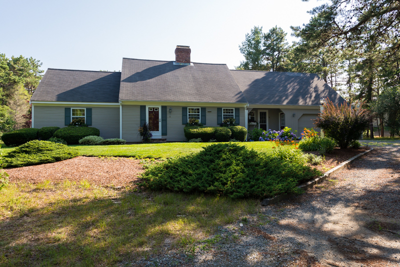 9 Cotuit Bay Drive, Cotuit, MA 02635 SOLD LISTING, MLS 21406958