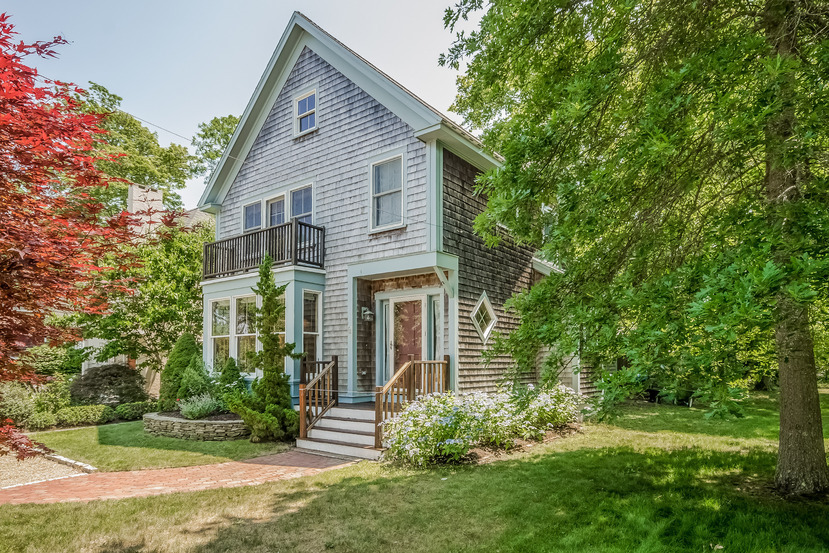 8 Cottage Street, Marion, 02738 SOLD LISTING, MLS 21507203 Robert