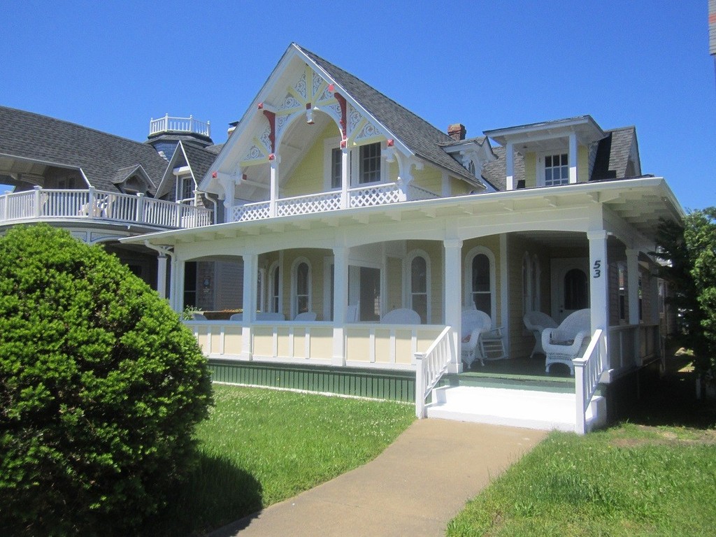 53 Ocean Avenue, Oak Bluffs, MA 02557, Downtown Oak Bluffs Anchor