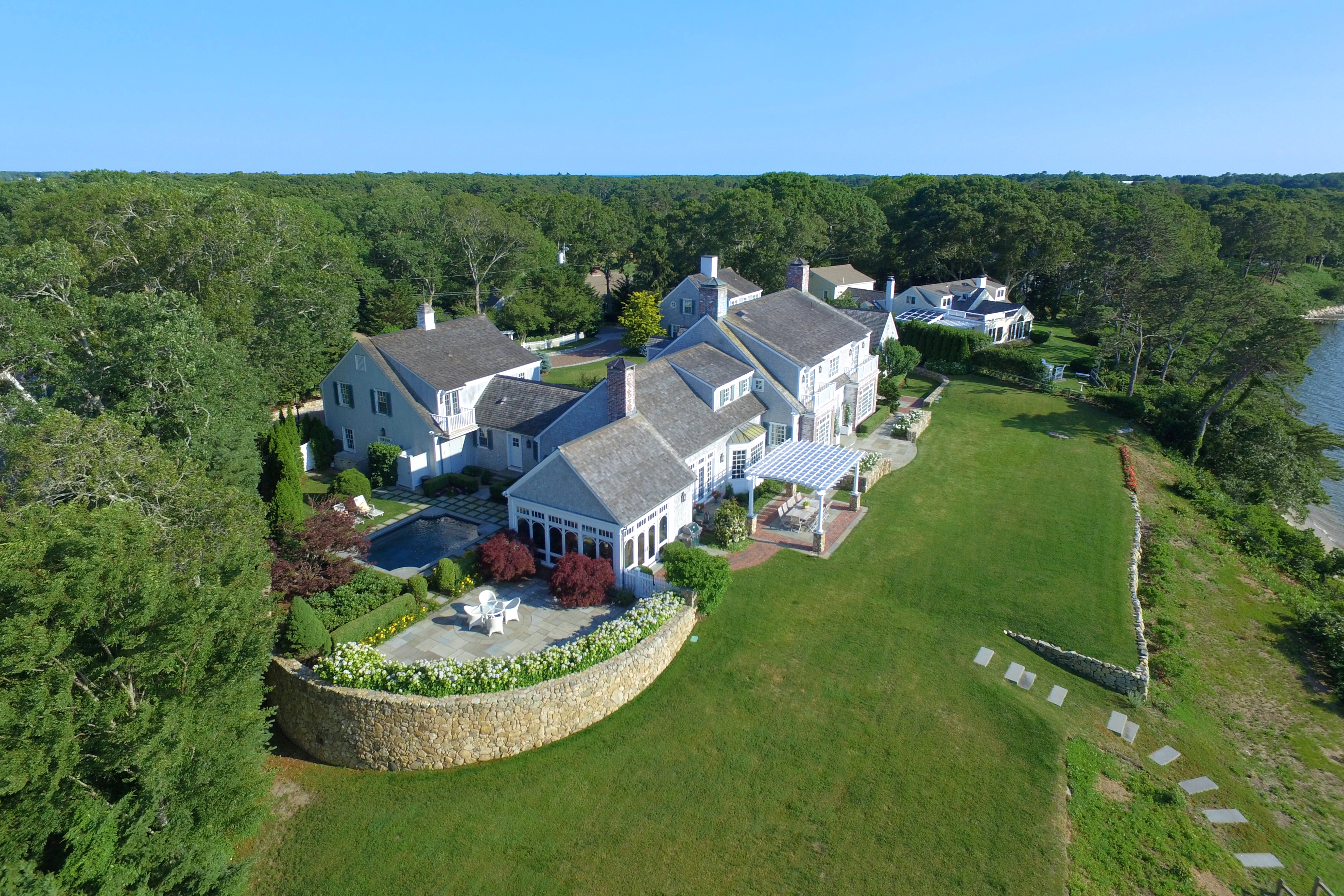 north bay road homes
