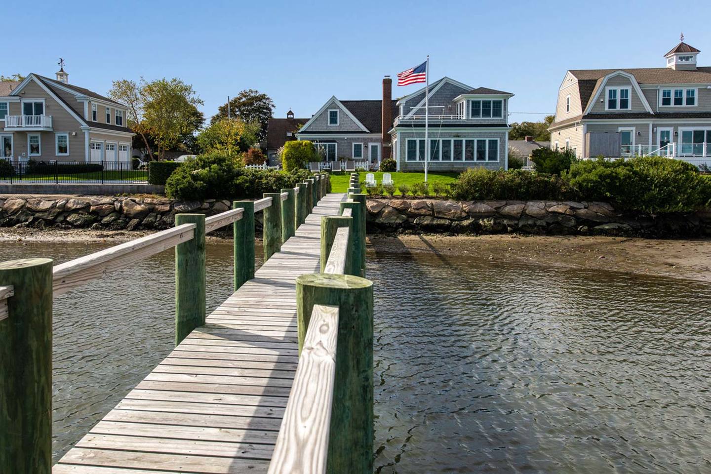 132 Bay Shore Road, Barnstable, MA 02601, Hyannis