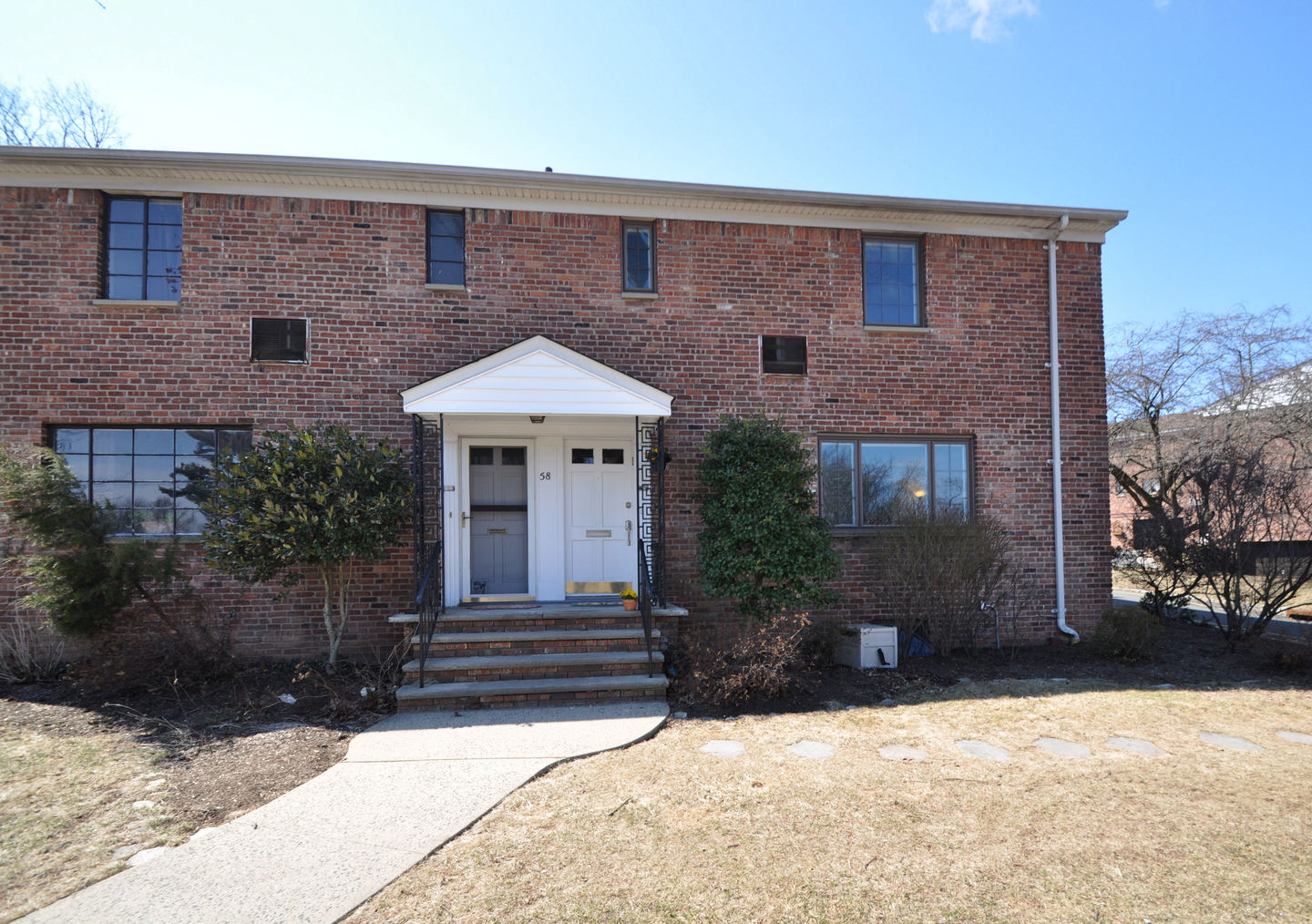 58B Troy Drive, Building 20, Springfield Township, NJ 07081