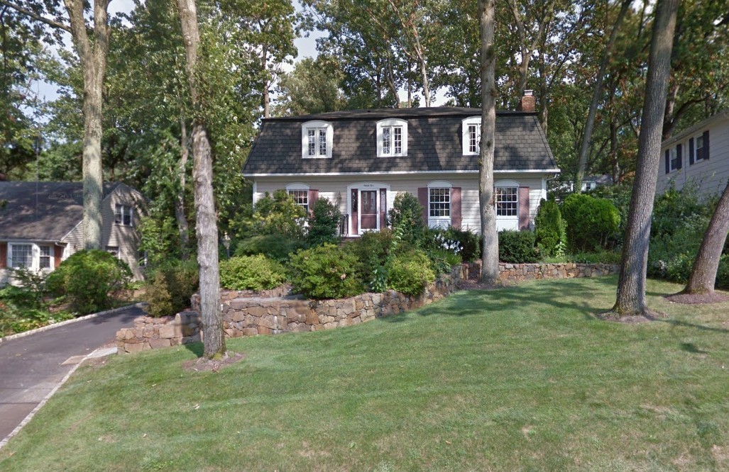 Sold 95 Overhill Road, New Providence, NJ 07974 4 Beds / 3 Full