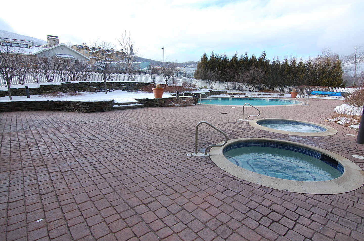 For Lease Long Trail House 1 To 2 Bedroom Rentals, Stratton Mountain