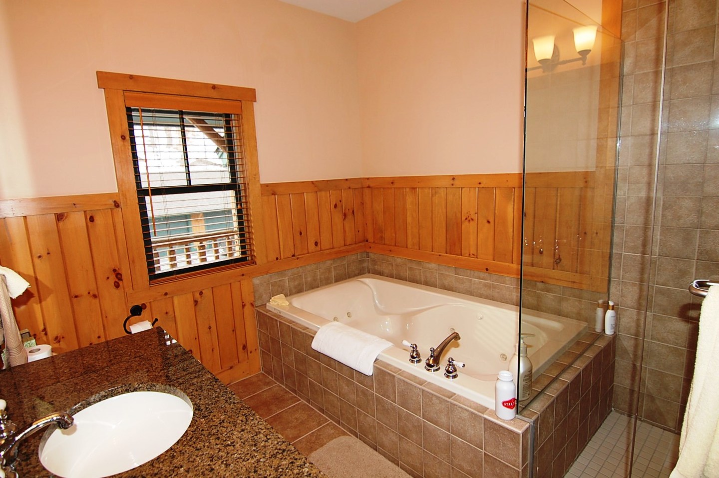 Sold Stratton Mountain Resort Area, VT 05155 3 Beds / 3 Full Baths