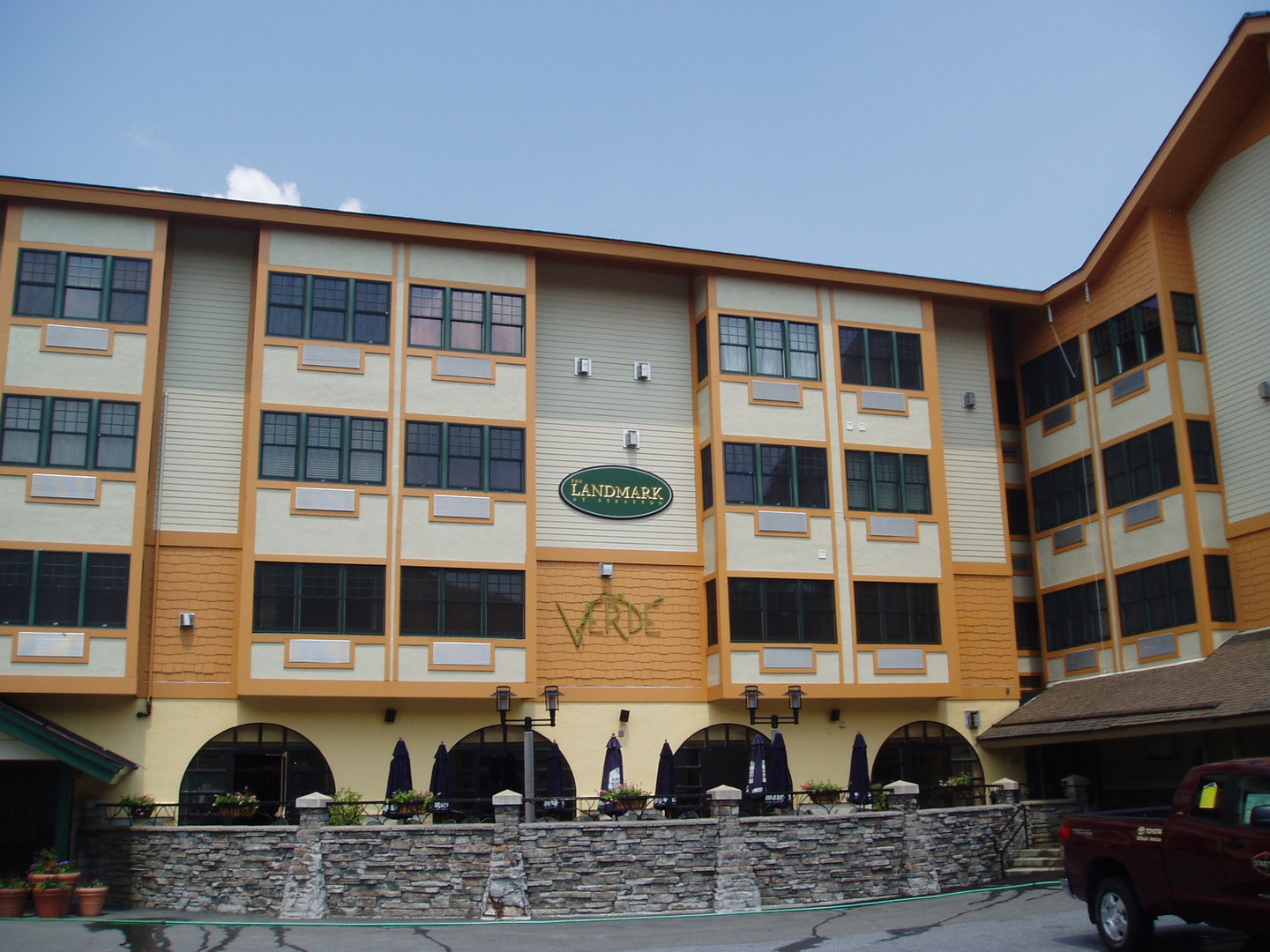 For Lease Landmark 2 To 3 Bedroom Rentals, Stratton Mountain Resort