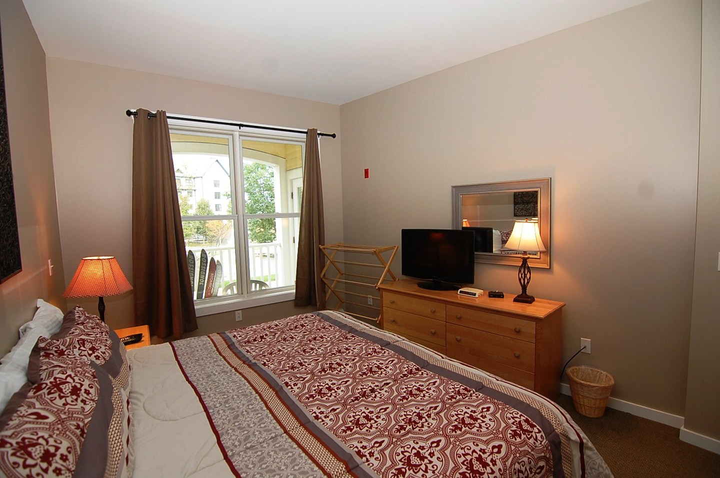 LTH2 1 BR & 1 B Long Trail House, Stratton Mountain Resort Area, VT