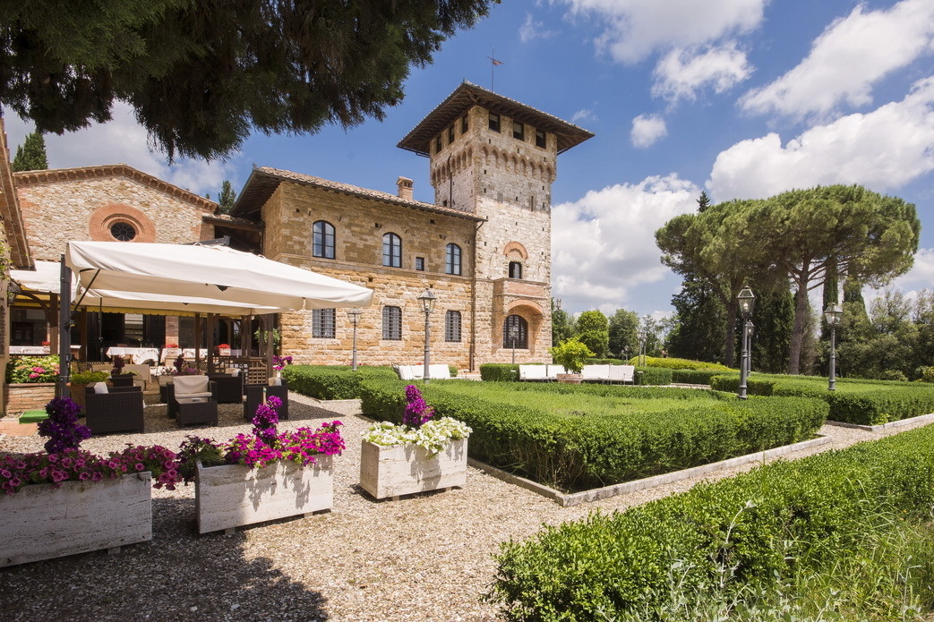 Luxury Hotel With View Of San Gimignano, San Gimignano, Toscana, Italy