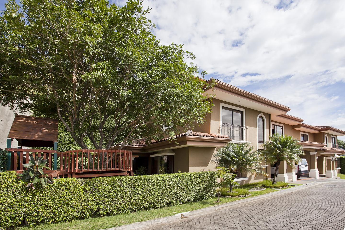 Sold Bosque De Las Lomas Custom Residence, 50, Bosque De Las Lomas