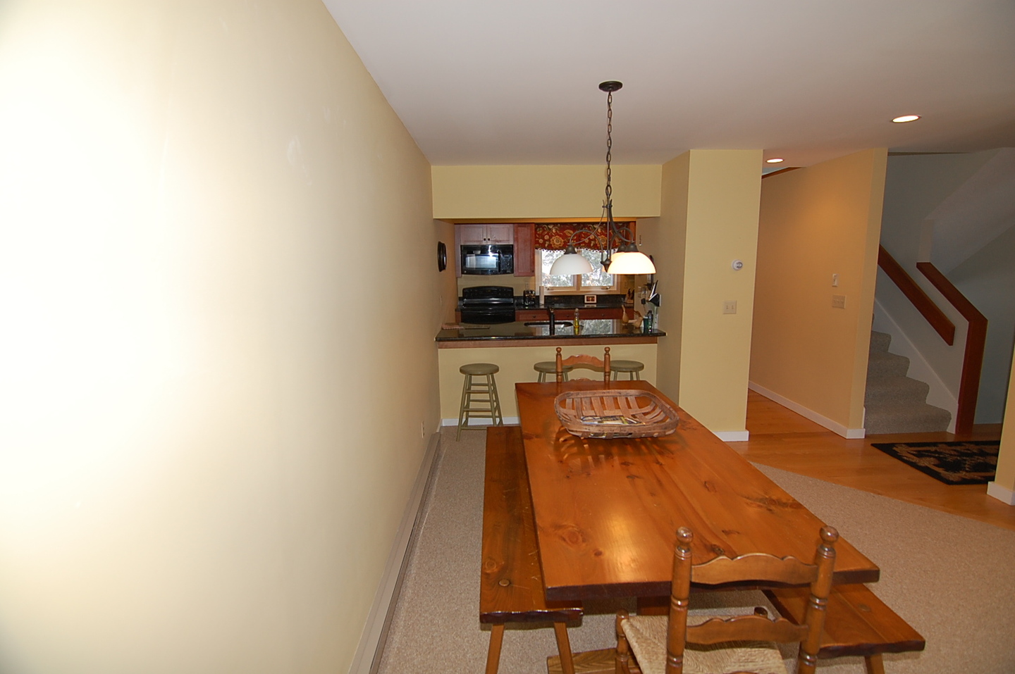 SB3 Styles Brook at Stratton Updated 3 Bedroom Plus Loft Corner Unit