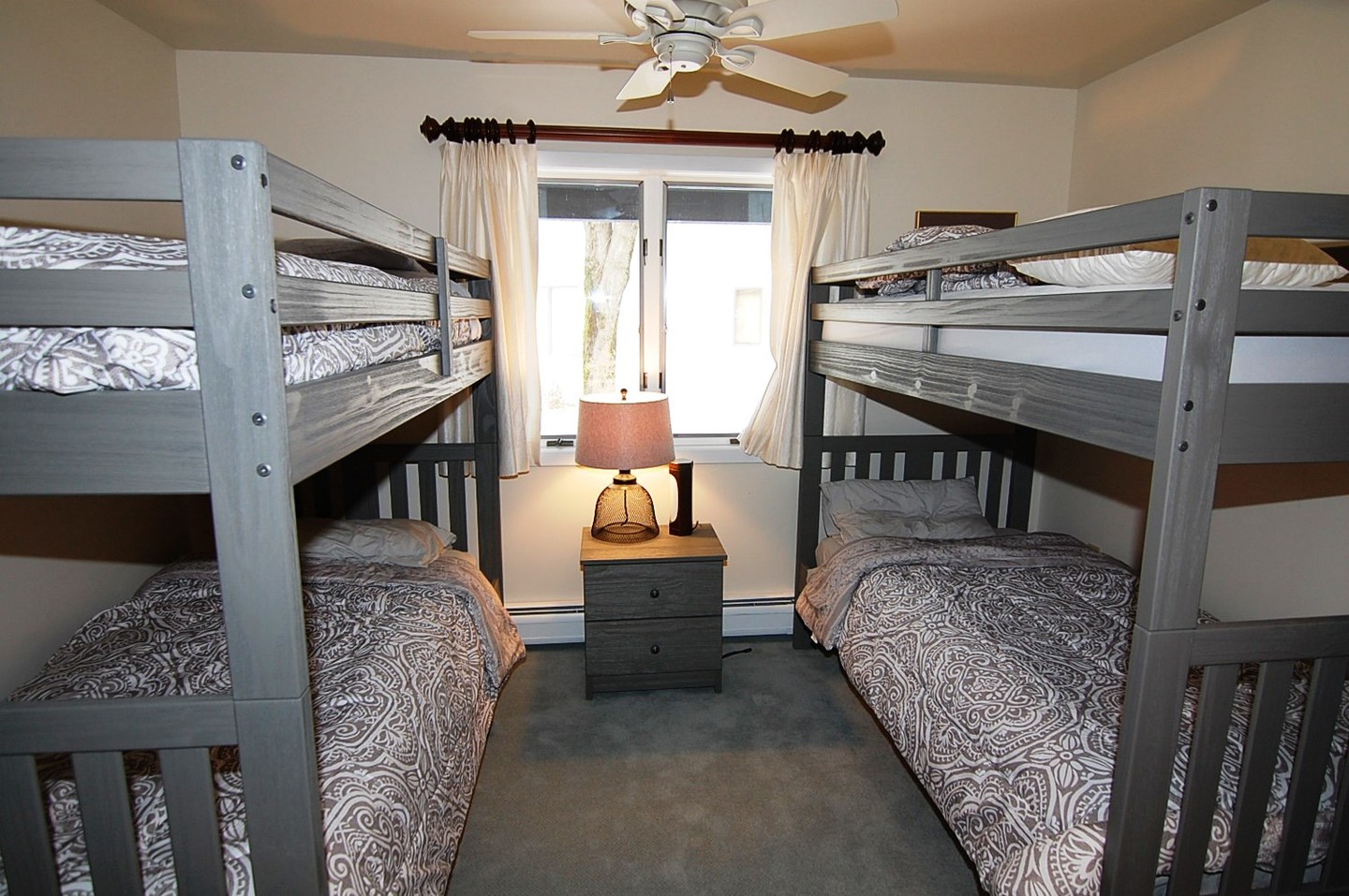 FCVC1 Fox Chapel Nicely Appointed, Stratton Mountain Resort Area, VT