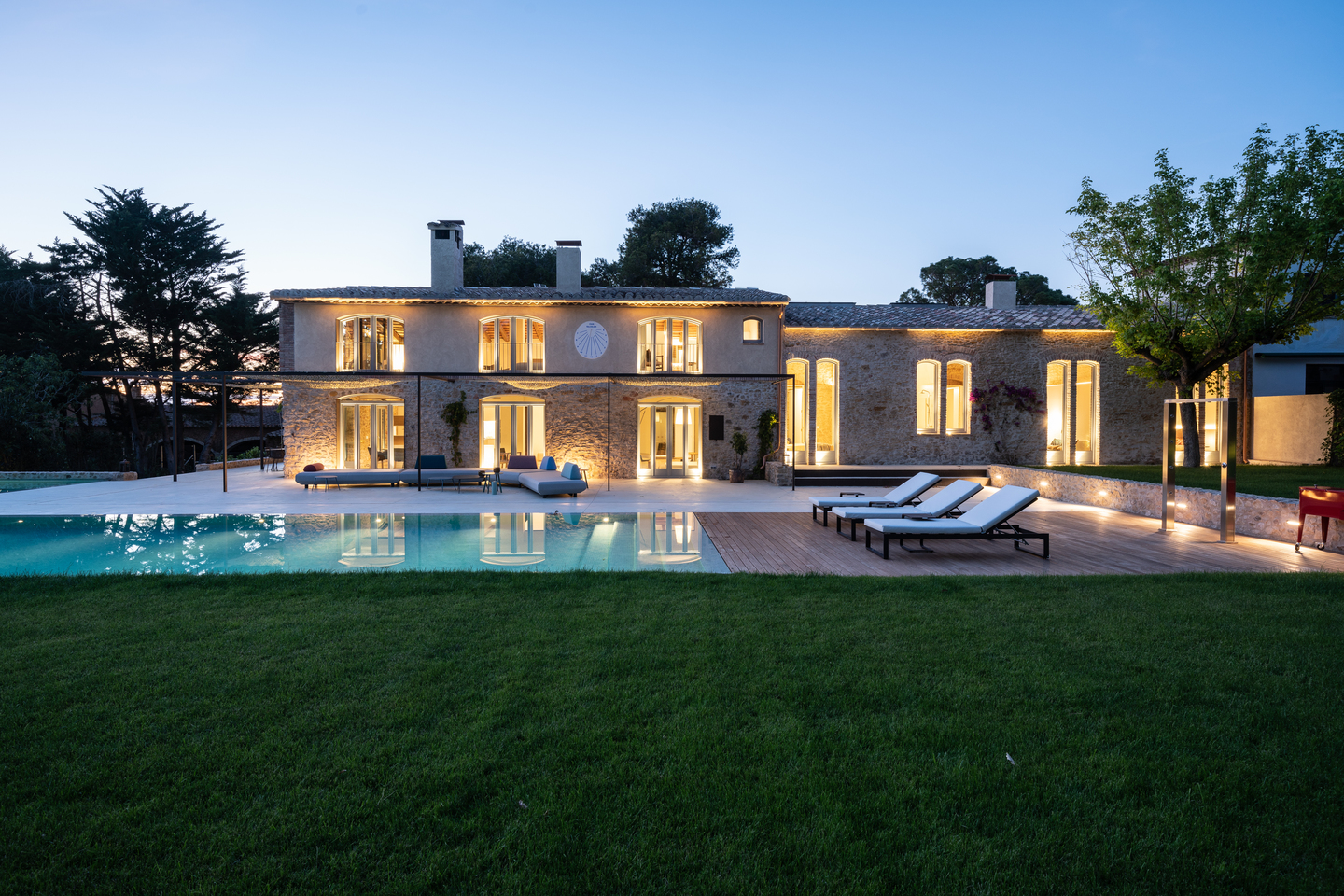 For Sale Luxury Retreat, Catalonia, Catalonia, Spain 6 Beds / 9 Full