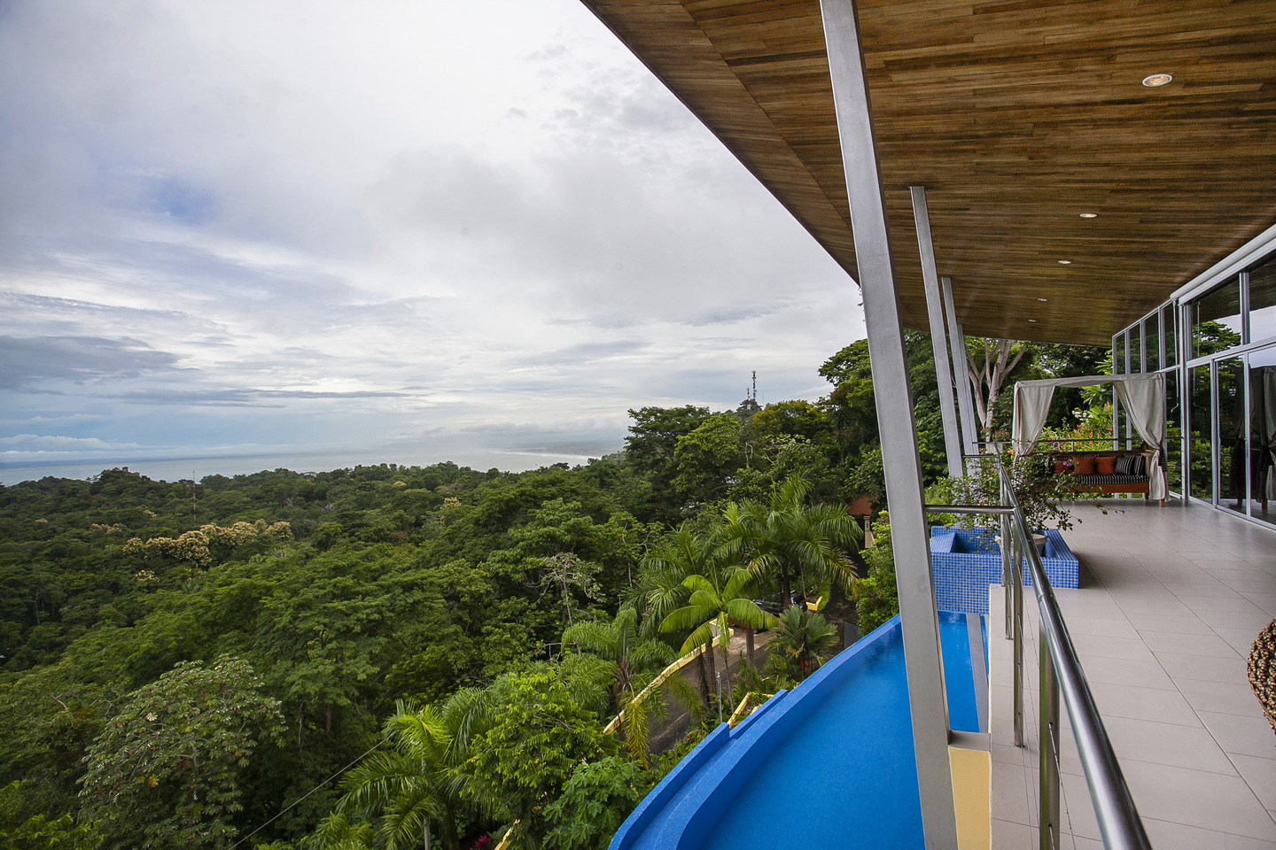 For Sale Casa Pura Vista, Valle Pura Vida, Manuel Antonio, Quepos