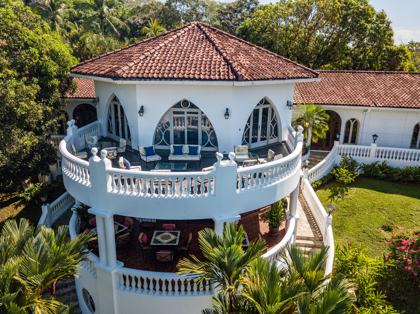 For Sale El Castillo, San Rafael, Heredia, Costa Rica 10 Beds / 10