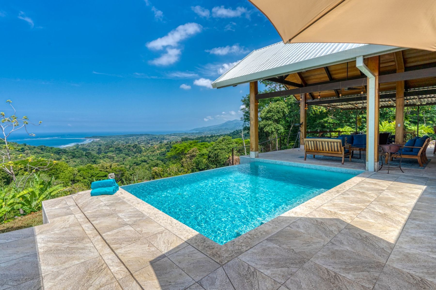 For Sale Luxury Bed And Breakfast With Ocean View Up The Mountain