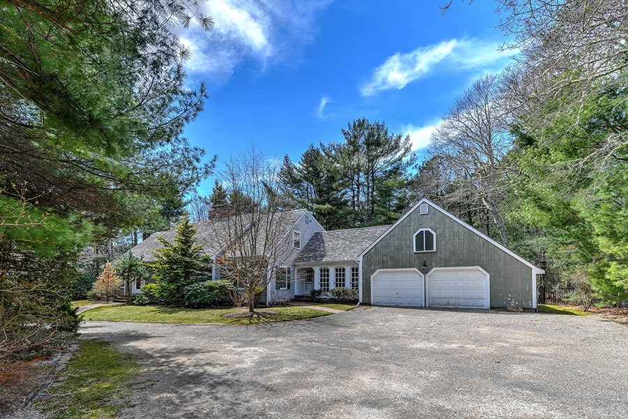585 Parker Road, Barnstable, MA 02655, Osterville