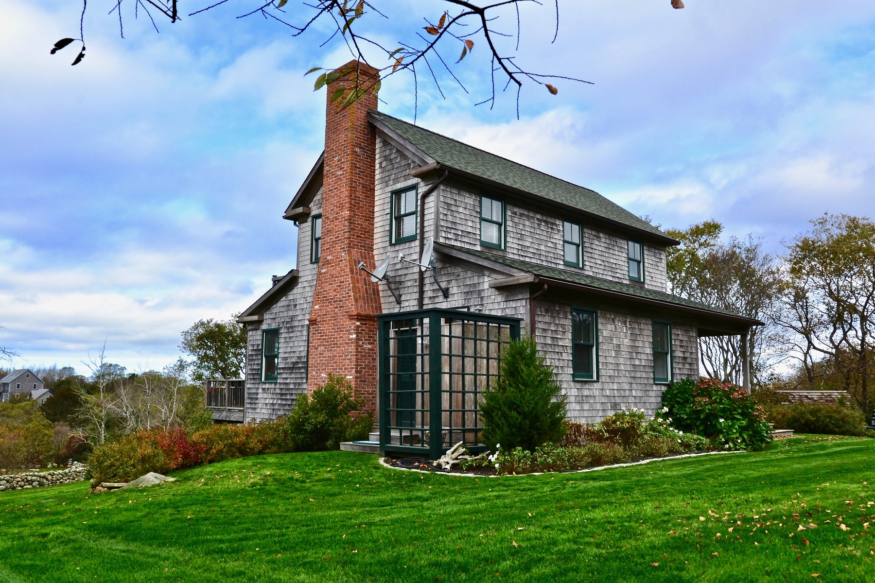 For Lease 1443 Dickens Rd, Block Island, RI 02807 4 Beds / 3 Full