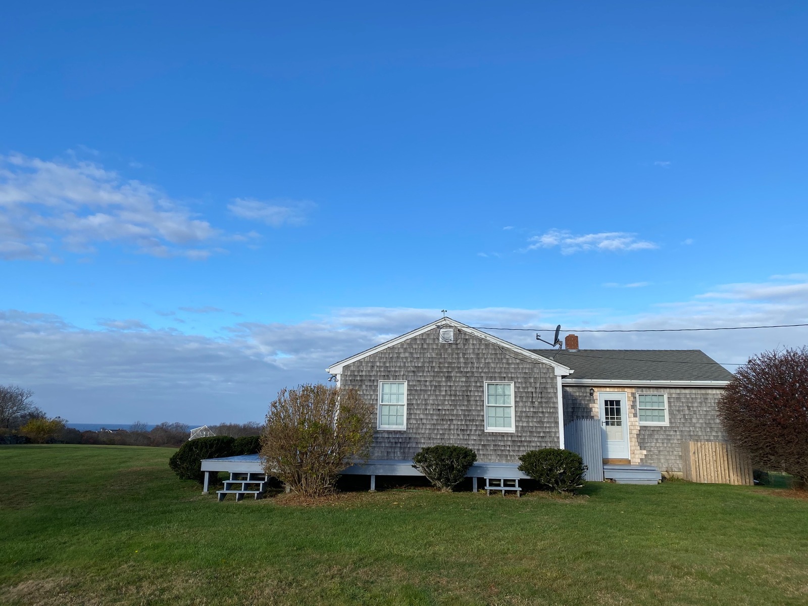 For Lease 711 Corn Neck Rd, Block Island, RI 02807 3 Beds / 1 Full