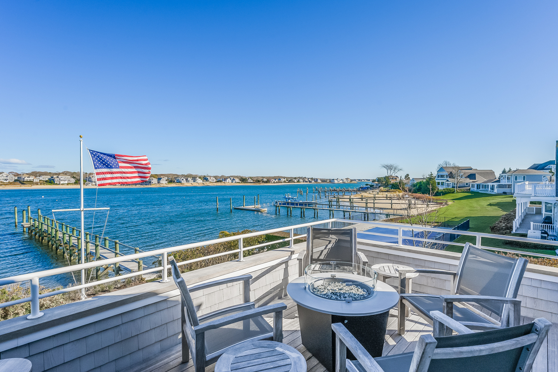 132 Bay Shore Road, Barnstable, MA 02601, Hyannis