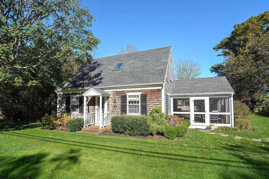 For Lease 486 Crowell Road, Chatham, MA 02650 3 Beds / 2 Full Baths