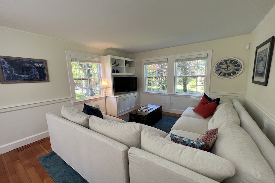 For Lease 486 Crowell Road, Chatham, MA 02650 3 Beds / 2 Full Baths