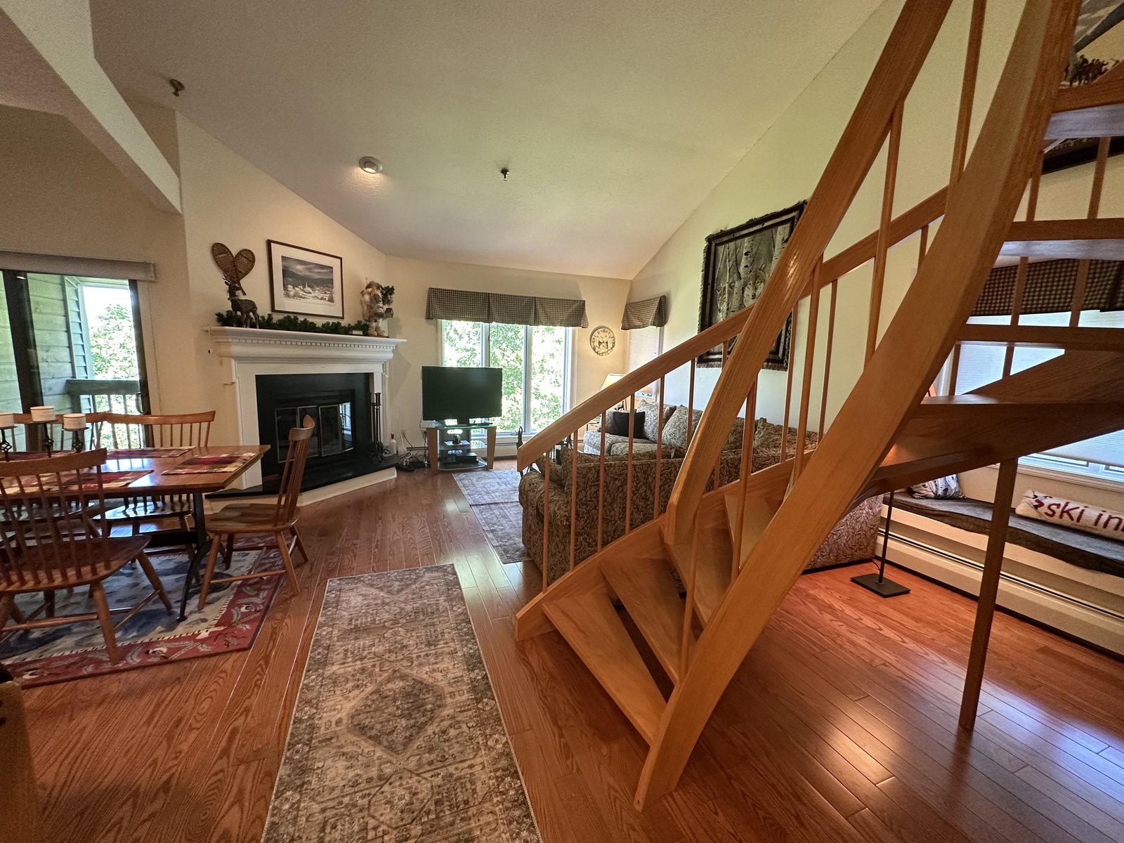 OT10 Ober Tal 2 Br With Loft / 2 Bath, Stratton Mountain Resort Area